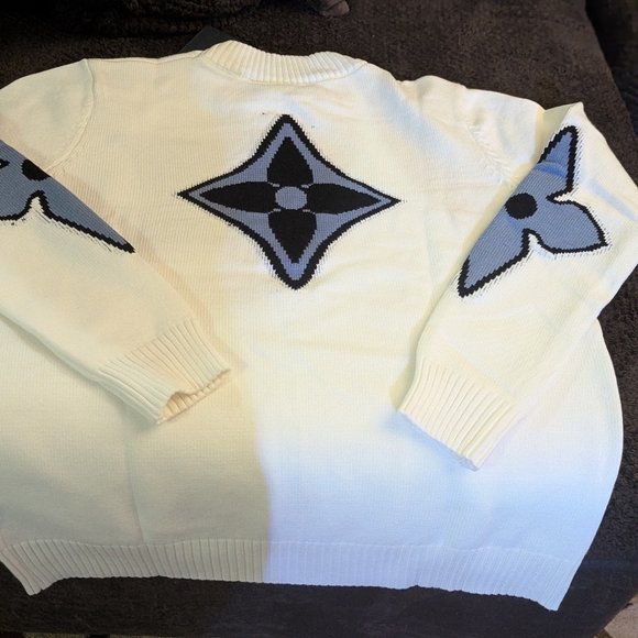 Louis Vuitton White Sweater for Men - Picture 3 of 3
